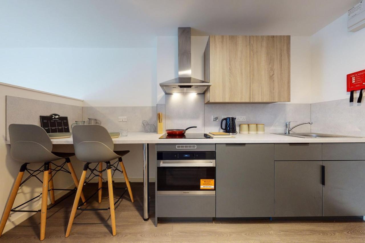 Private Bedrooms With Shared Kitchen, Studios And Apartments At Canvas Glasgow Near The City Centre For Students Only Zewnętrze zdjęcie