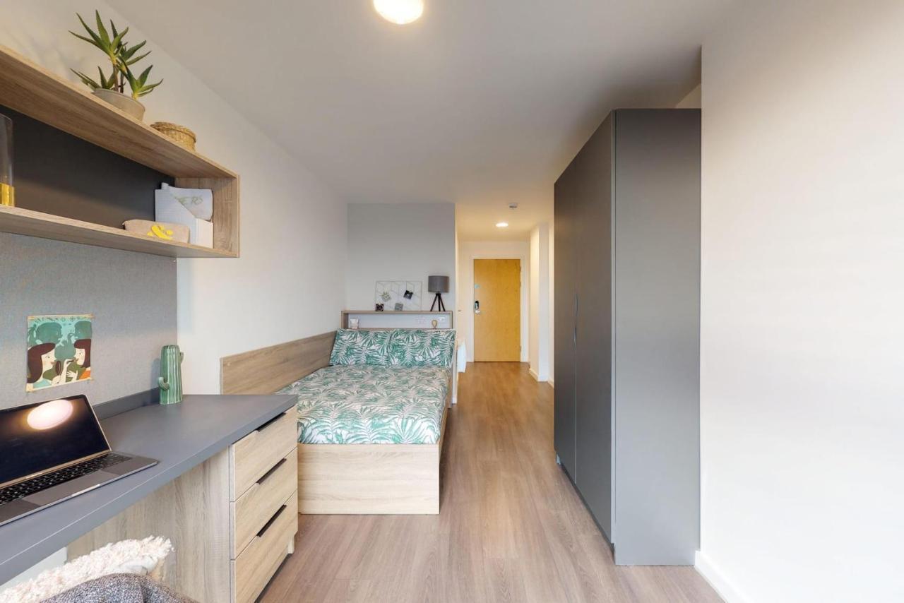 Private Bedrooms With Shared Kitchen, Studios And Apartments At Canvas Glasgow Near The City Centre For Students Only Zewnętrze zdjęcie